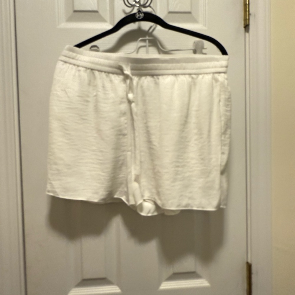 White Tie-Front Shorts Lined Elastic Waist